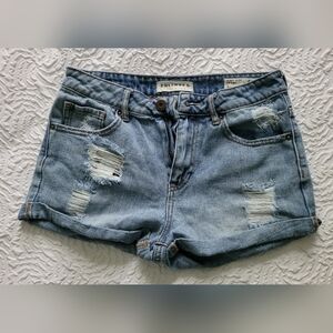 Bullhead Sz 5 denim shorts